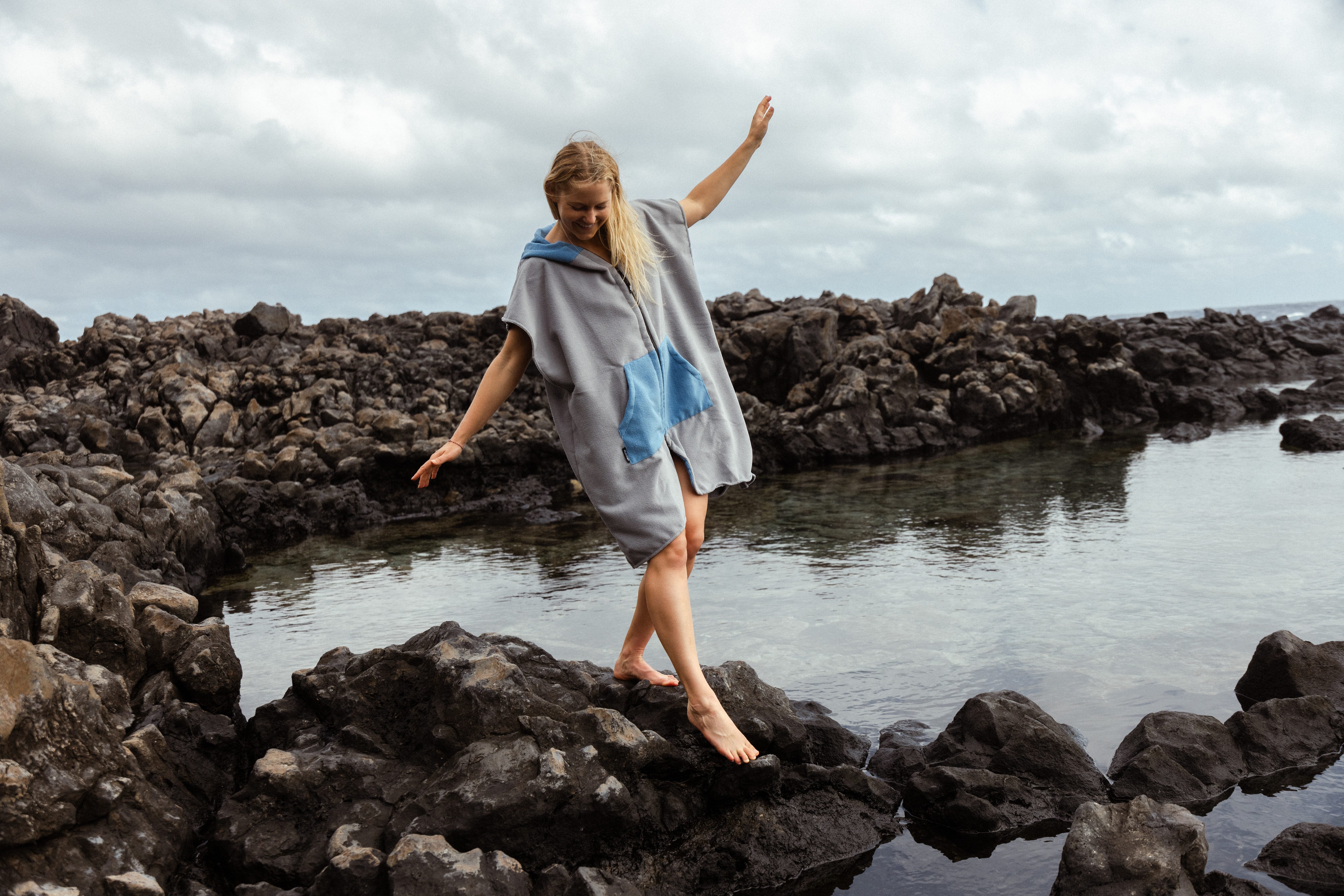 Changing Poncho – Pilotfish Changing Poncho – Pilotfish