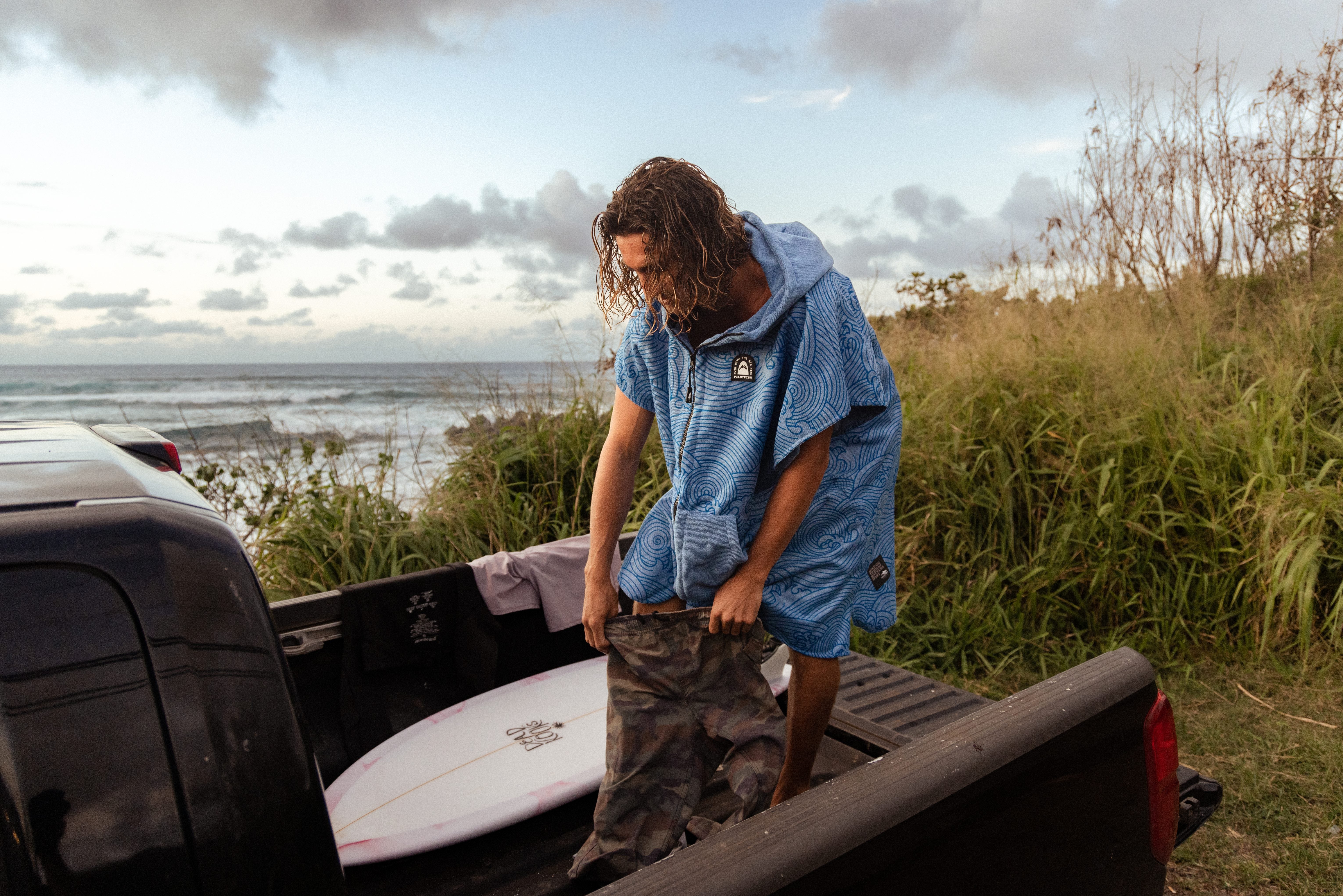 Changing Poncho – Pilotfish